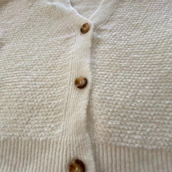 Hooked❤️Up Boxy Cream Cardigan Sweater Cozy Coastal Grandma Size Large - Picture 8 of 12